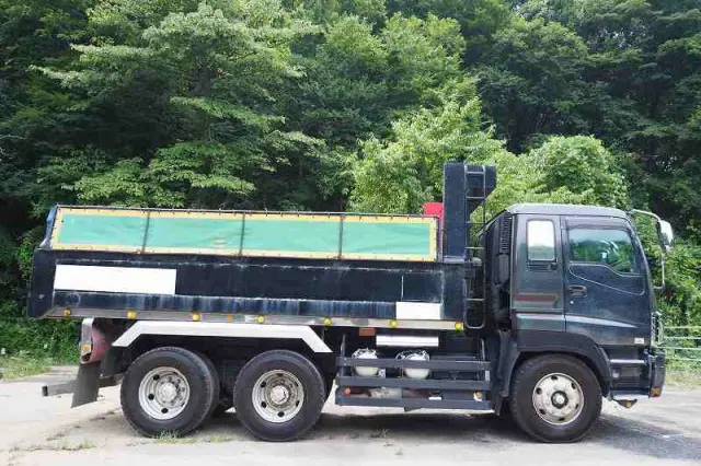 いすゞ ギガ PKG-CXZ77K8(6x4)の写真14