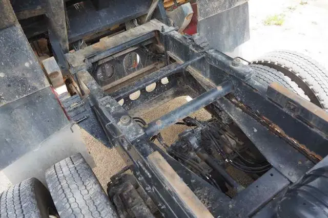 いすゞ ギガ PKG-CXZ77K8(6x4)の写真26