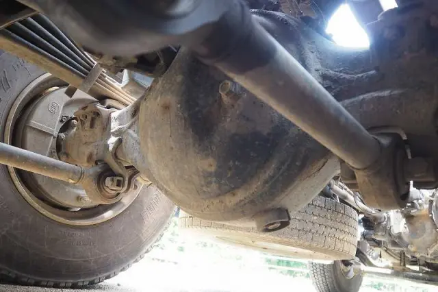 いすゞ ギガ PKG-CXZ77K8(6x4)の写真31