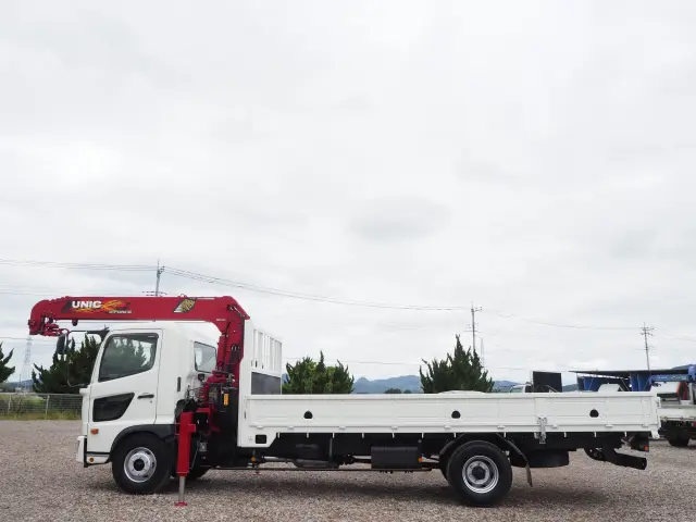 日野 レンジャー 2KG-FC2ABA(2WD)の写真2