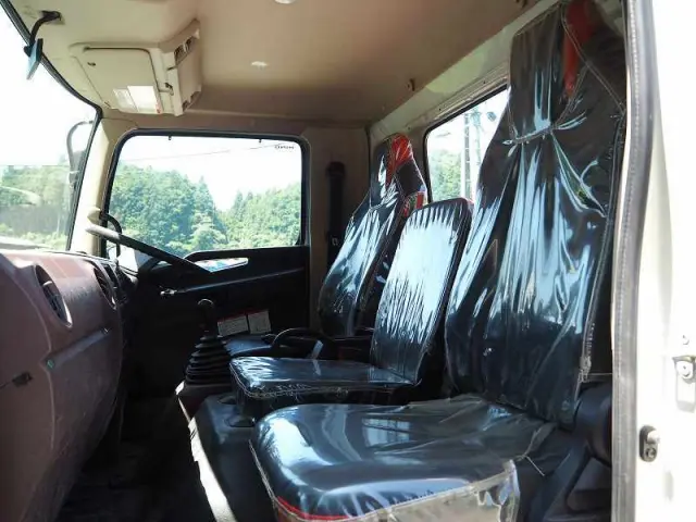 日野 レンジャー 2KG-FC2ABA(2WD)の写真42