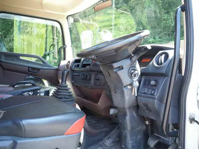 日野 レンジャー 2KG-FC2ABA(2WD)の写真43