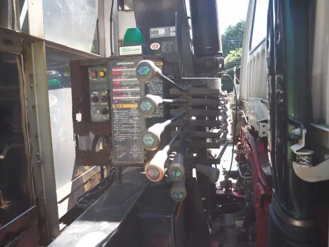 三菱 ファイター QKG-FK62FZ(2WD)の写真10