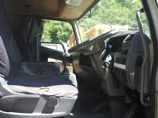 三菱 ファイター QKG-FK62FZ(2WD)の写真47