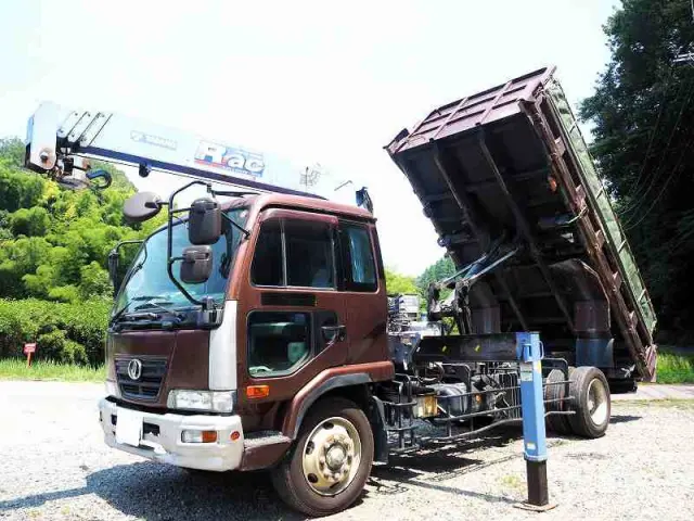 ＵＤ コンドル PK-PK37A(2WD)の写真1