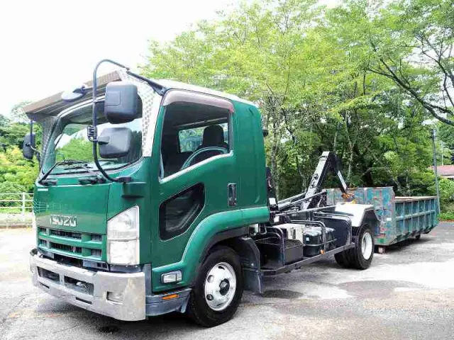 いすゞ フォワード TKG-FRR90S2(2WD)の写真1