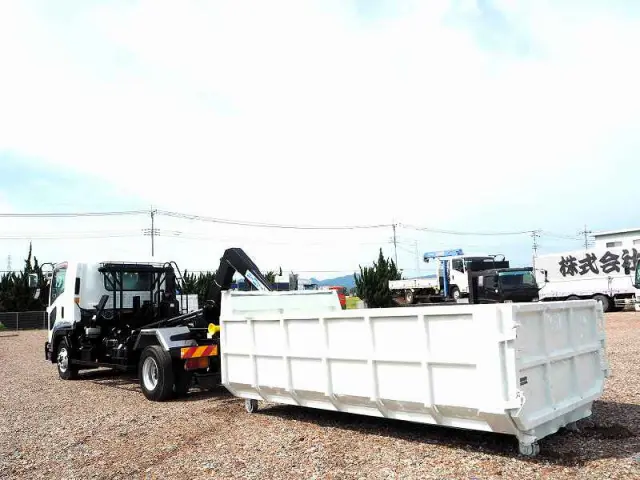 いすゞ フォワード TKG-FRR90S2(2WD)の写真3