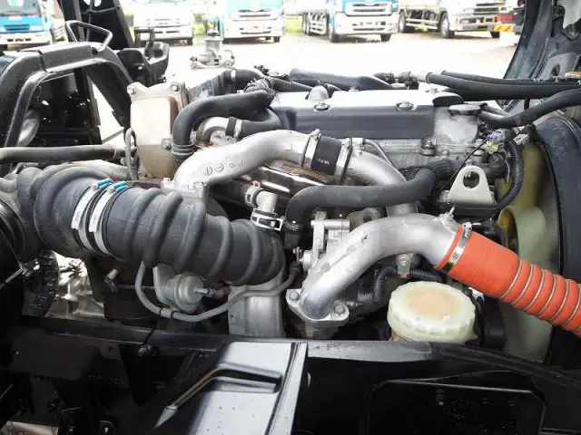 いすゞ フォワード TKG-FRR90S2(2WD)の写真22