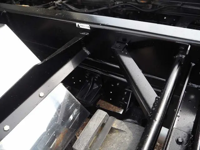 いすゞ フォワード TKG-FRR90S2(2WD)の写真28