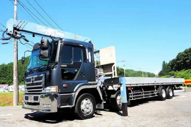 日野 プロフィア KL-FW1KXHA(8x4)の写真1