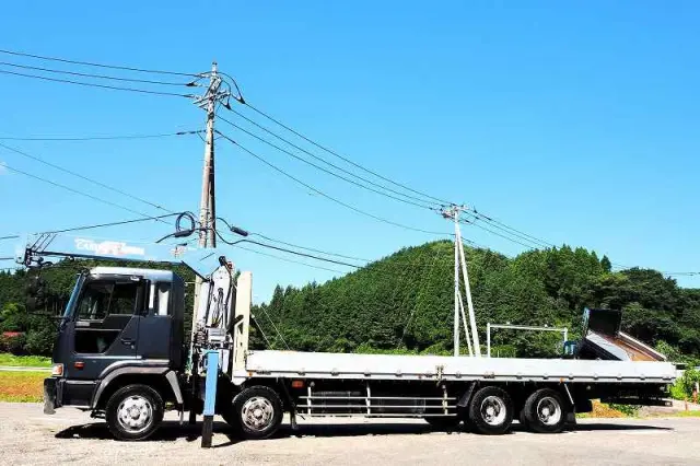 日野 プロフィア KL-FW1KXHA(8x4)の写真2