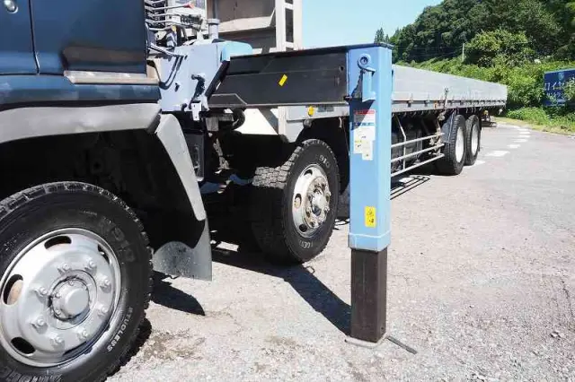 日野 プロフィア KL-FW1KXHA(8x4)の写真9