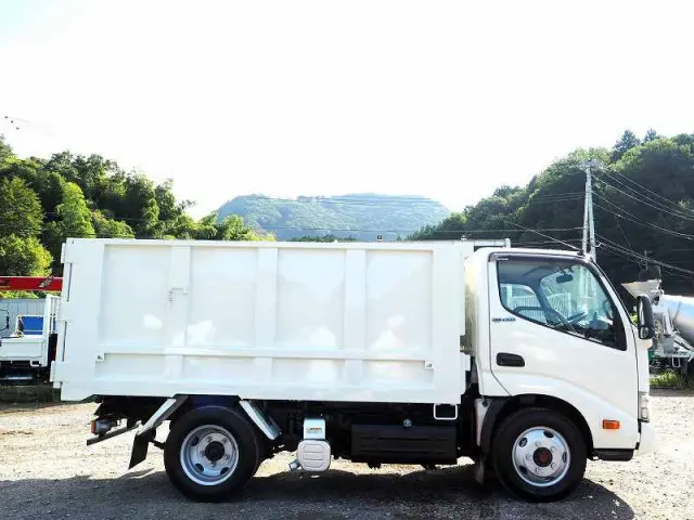日野 デュトロ TKG-XZU675T(4WD)の写真6