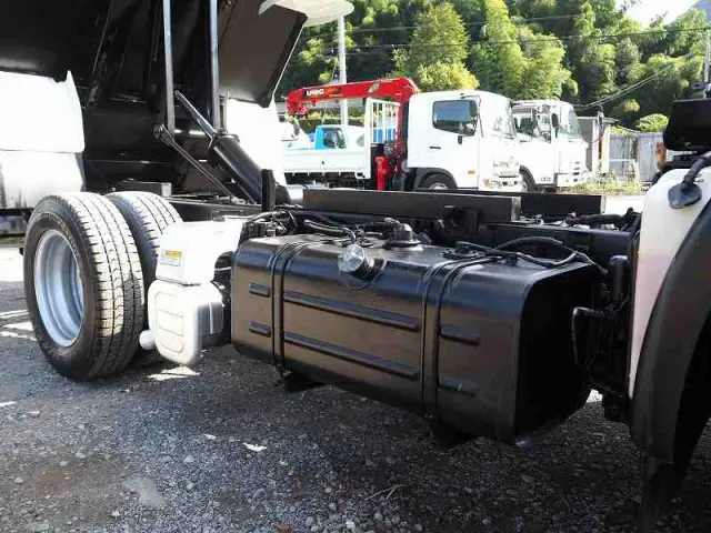 日野 デュトロ TKG-XZU675T(4WD)の写真19