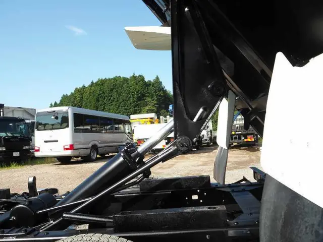 日野 デュトロ TKG-XZU675T(4WD)の写真35