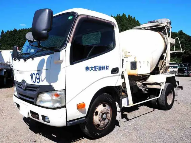 日野 デュトロ TKG-XZU600E(2WD)の写真1