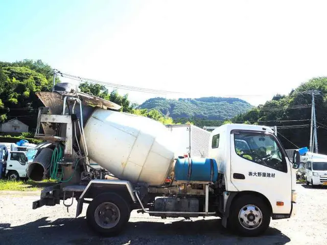 日野 デュトロ TKG-XZU600E(2WD)の写真6