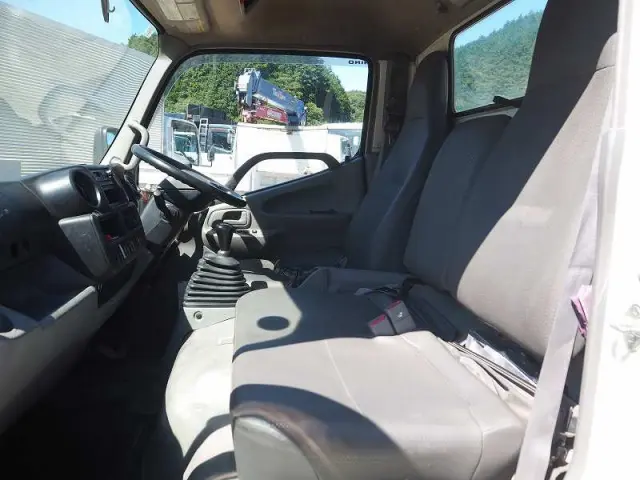 日野 デュトロ TKG-XZU600E(2WD)の写真46