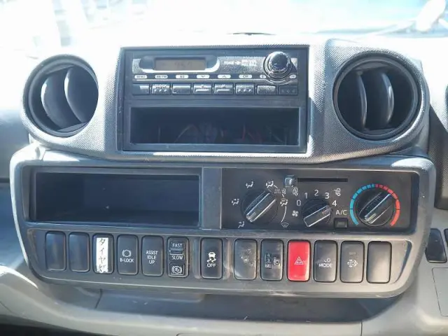 日野 デュトロ TKG-XZU600E(2WD)の写真49