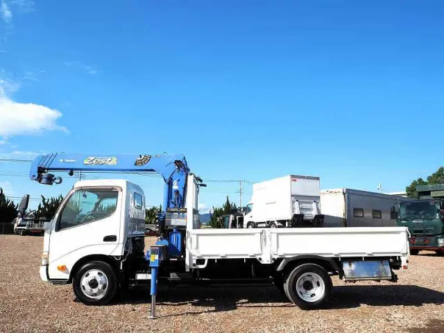 日野 デュトロ TKG-XZU695M(2WD)の写真2