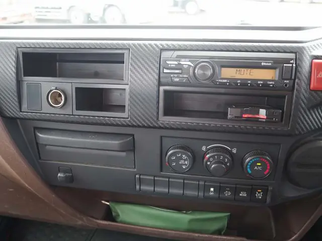 日野 レンジャー 2KG-FC2ABA(2WD)の写真48