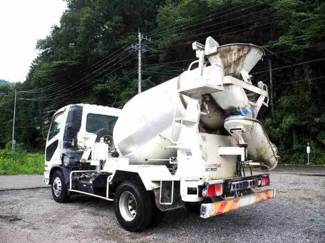 三菱 ファイター TKG-FK71F(2WD)の写真3