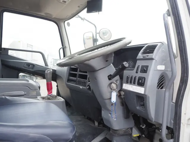 三菱 ファイター TKG-FK71F(2WD)の写真47