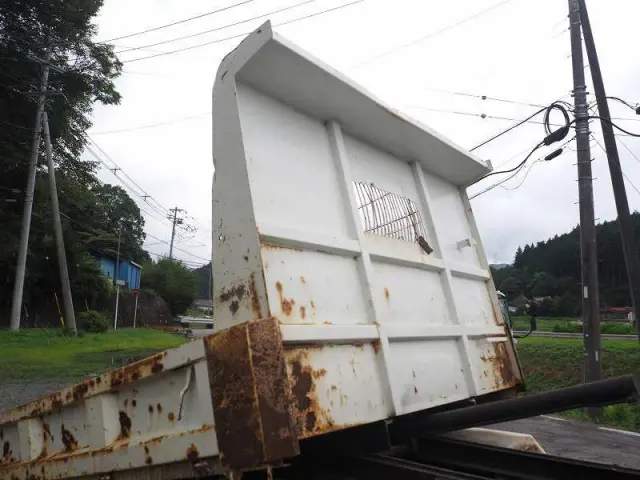 いすゞ エルフ PA-NPR81N(2WD)の写真9