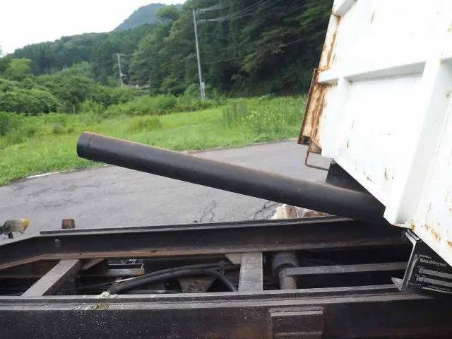 いすゞ エルフ PA-NPR81N(2WD)の写真12