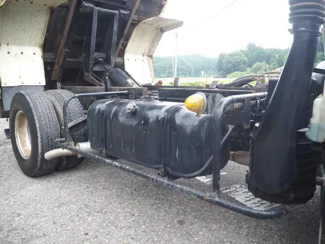 いすゞ エルフ PA-NPR81N(2WD)の写真27