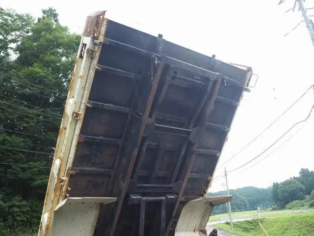 いすゞ エルフ PA-NPR81N(2WD)の写真28