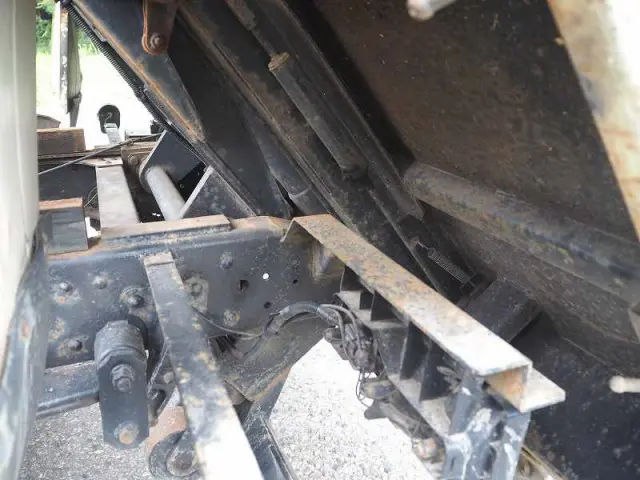 いすゞ エルフ PA-NPR81N(2WD)の写真37