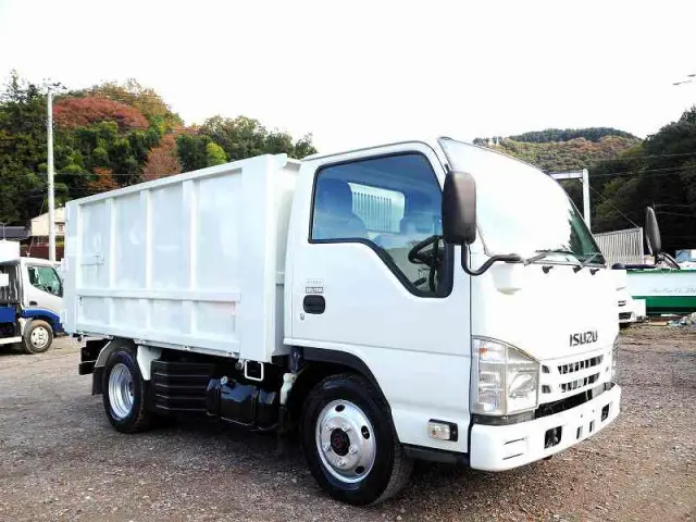 いすゞ エルフ TPG-NKS85AN(4WD)の写真7