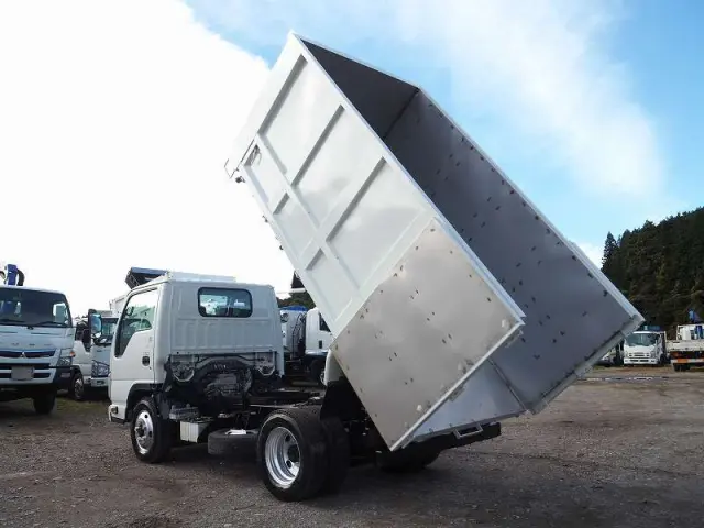 いすゞ エルフ TPG-NKS85AN(4WD)の写真11