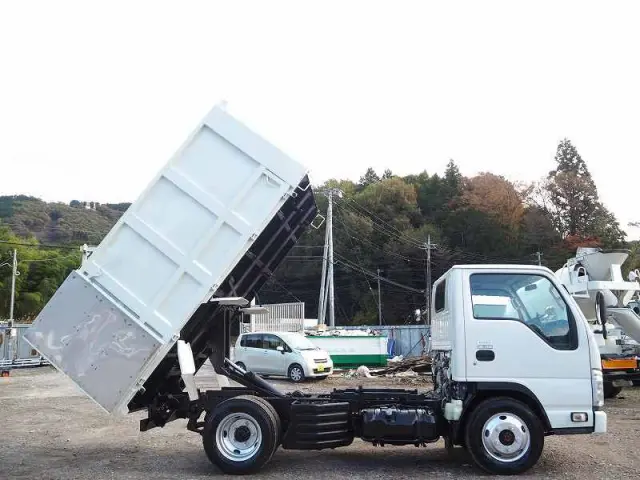 いすゞ エルフ TPG-NKS85AN(4WD)の写真14