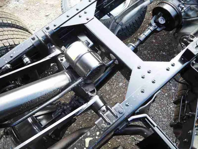 いすゞ エルフ TPG-NKS85AN(4WD)の写真31