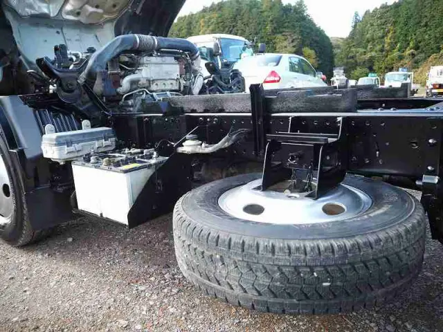 いすゞ エルフ TPG-NKS85AN(4WD)の写真37