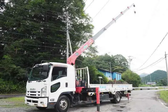 いすゞ フォワード TKG-FRR90S2(2WD)の写真14