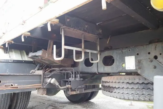 いすゞ フォワード TKG-FRR90S2(2WD)の写真29