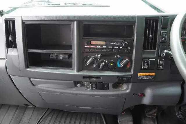 いすゞ フォワード TKG-FRR90S2(2WD)の写真47