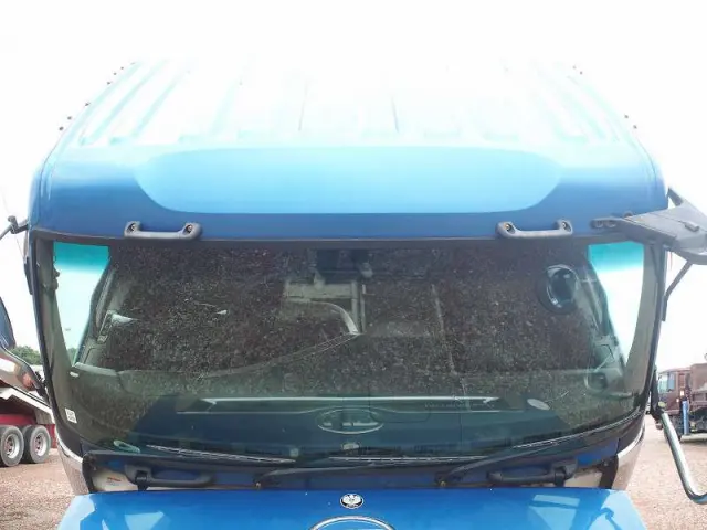 UD クオン QKG-CD5ZAW(6x2)の写真16