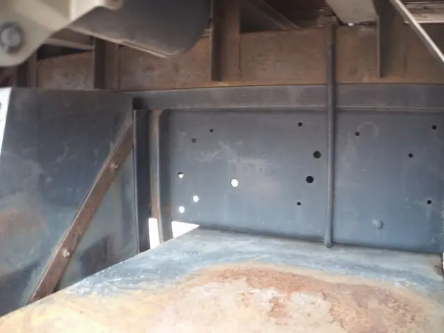 UD クオン QKG-CD5ZAW(6x2)の写真27