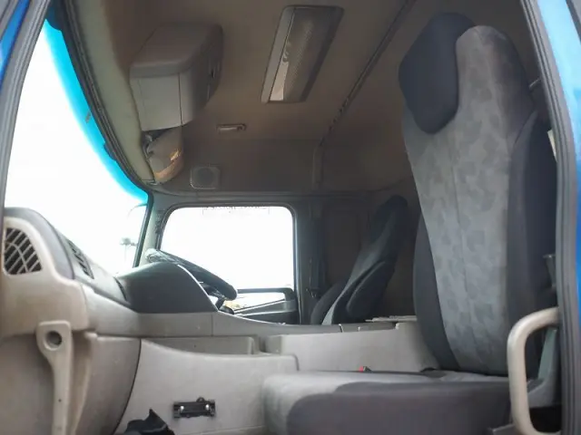 UD クオン QKG-CD5ZAW(6x2)の写真43