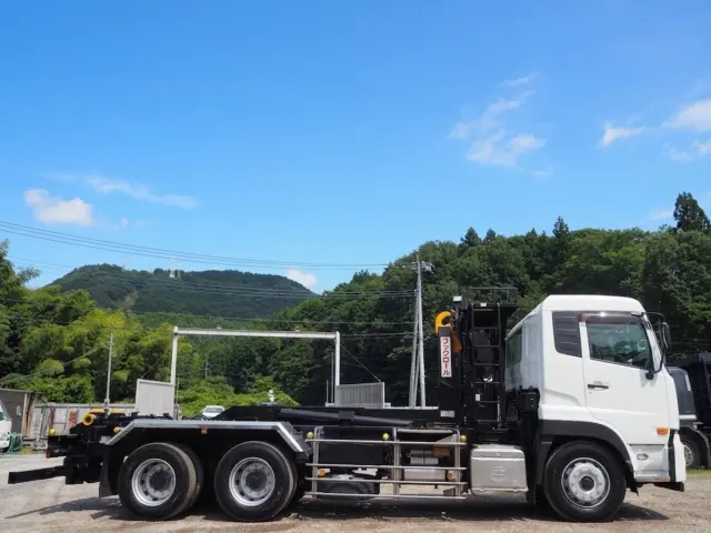 UD クオン QKG-CW5YL(6x4)の写真6