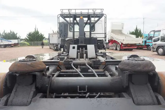 ＵＤ クオン QKG-CW5YL(6x4)の写真11