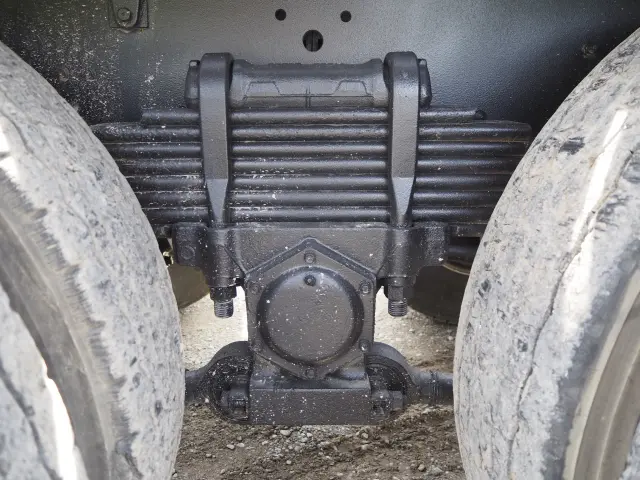 UD クオン QKG-CW5YL(6x4)の写真18