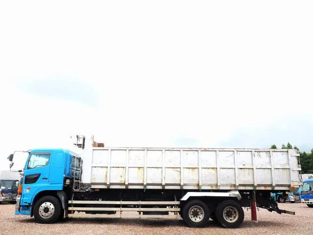 日野 プロフィア BDG-FR1EXYA(6x2)の写真2