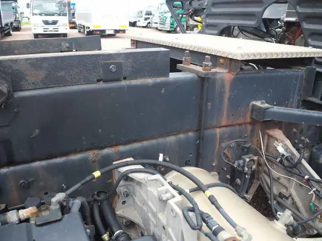 日野 プロフィア BDG-FR1EXYA(6x2)の写真21