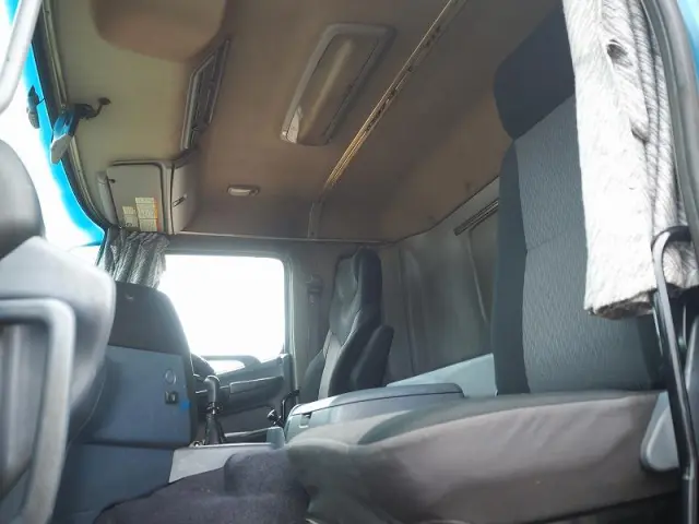 日野 プロフィア BDG-FR1EXYA(6x2)の写真42