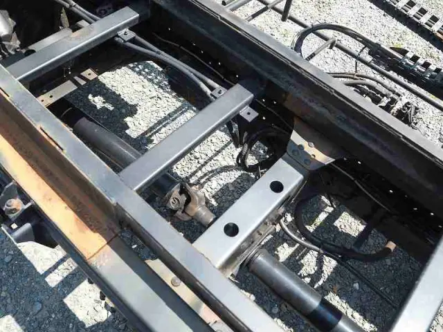 いすゞ エルフ TRG-NPR85AN(2WD)の写真15